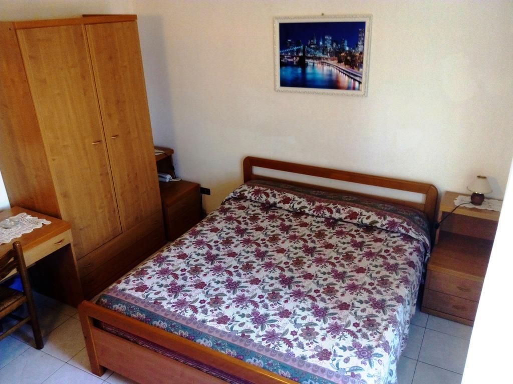 Hotel Eliseo Джардини Наксос Екстериор снимка