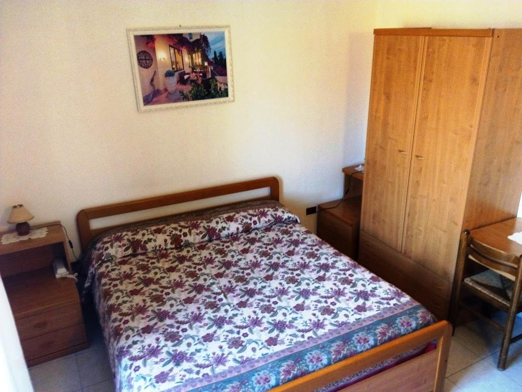 Hotel Eliseo Джардини Наксос Екстериор снимка