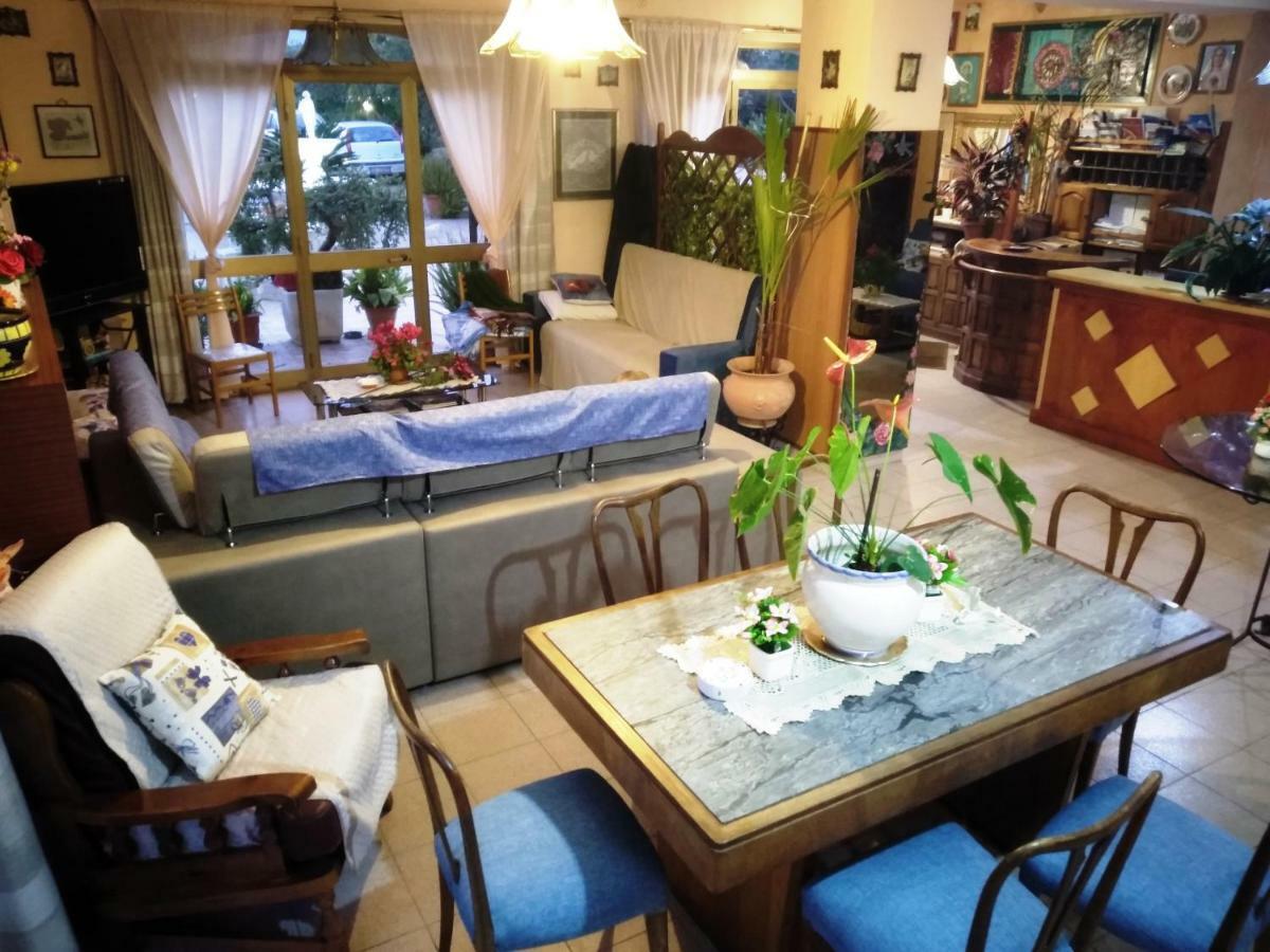 Hotel Eliseo Джардини Наксос Екстериор снимка