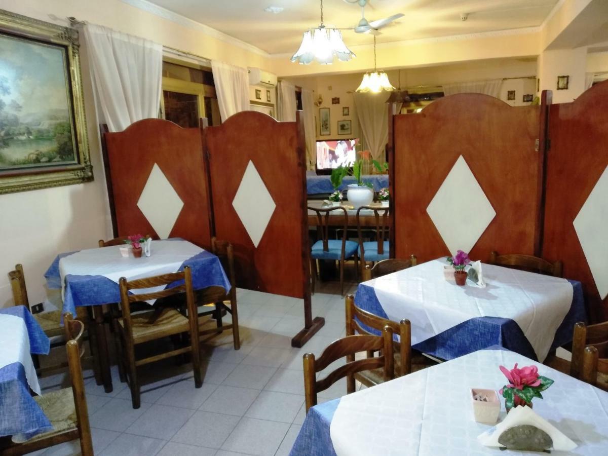Hotel Eliseo Джардини Наксос Екстериор снимка