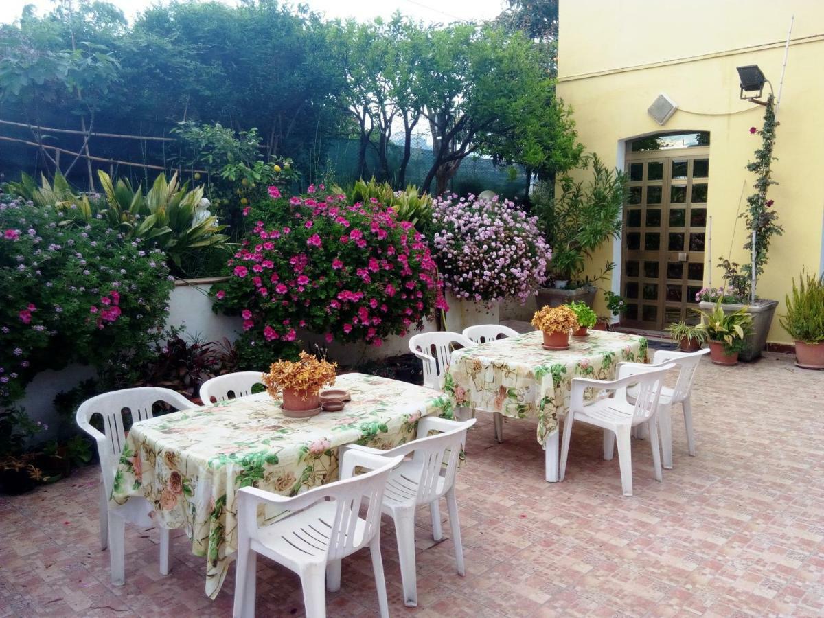 Hotel Eliseo Джардини Наксос Екстериор снимка