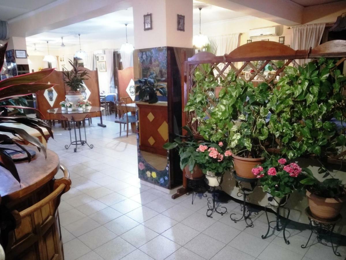 Hotel Eliseo Джардини Наксос Екстериор снимка
